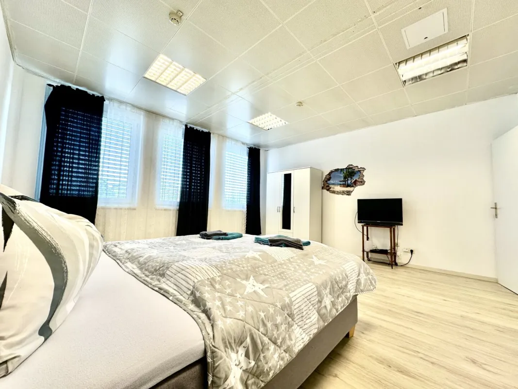 Modernes Büro - Top gepflegt, ideal für Ihr Business! - Bild 1