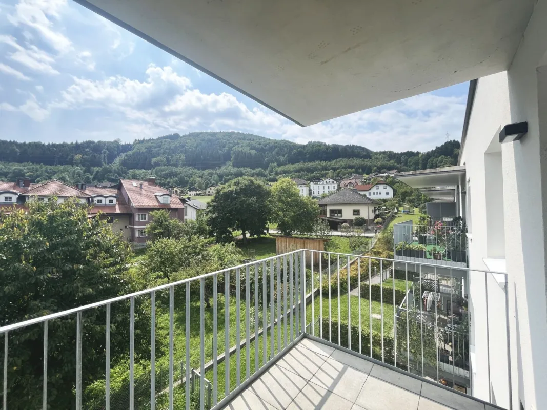 Betreutes Wohnen in Randegg  – schöne 3 Zimmer Dachgeschosswohnung mit Balkon - Bild 1