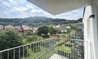 Betreutes Wohnen in Randegg – schöne 3 Zimmer Dachgeschosswohnung mit Balkon