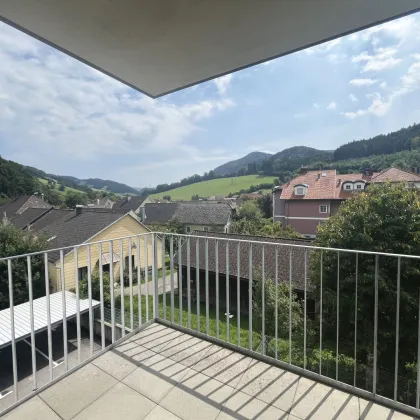 Betreutes Wohnen in Randegg  – schöne 3 Zimmer Dachgeschosswohnung mit Balkon - Bild 3