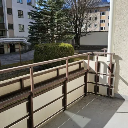 Sanierte 4-Zimmerwohnung mit Loggia in Kufstein-Zell zu kaufen - Bild 3