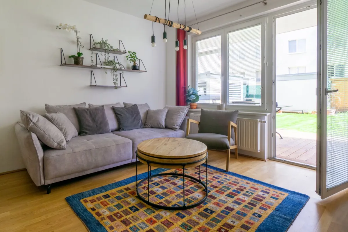 Moderne Gartenwohnung in zentraler Lage zur Kurzzeitmiete - Bild 1