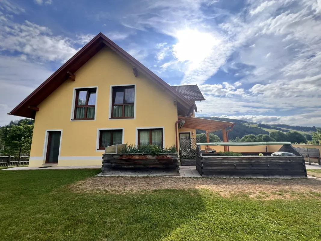 ++tolles, gepflegtes Wohnhaus mit Doppelgarage und schönem Garten in ruhiger Lage++ - Bild 1