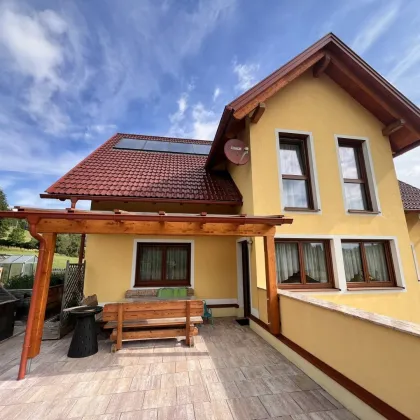 ++tolles, gepflegtes Wohnhaus mit Doppelgarage und schönem Garten in ruhiger Lage++ - Bild 2