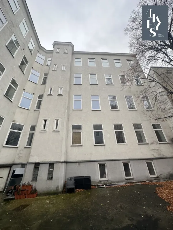 Fast Bestandsfreies Zinshaus mit Einreichung DG-Ausbau - Bild 1