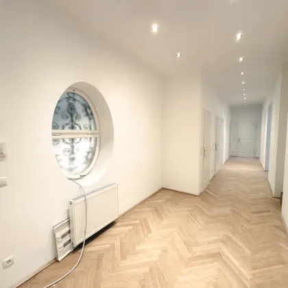 Historischer Charme, zeitlose Eleganz – Traumhafte Stilaltbauwohnung in Bestlage - Bild 3