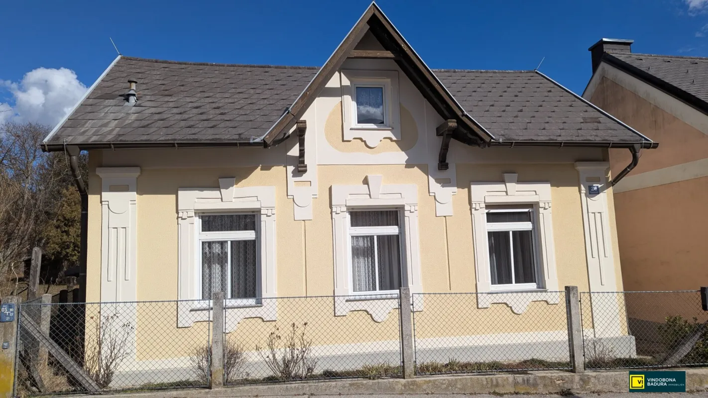 Sanierungsbedürftiges Einfamilienhaus in ruhiger Lage!!! - Bild 1