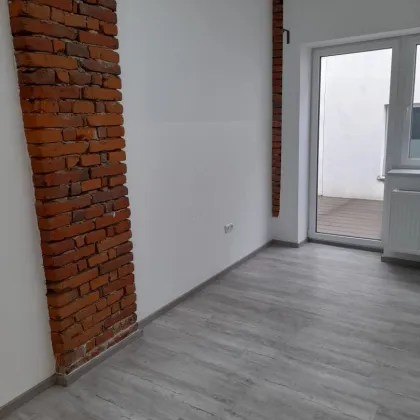 Feines Büro direkt am Hauptplatz zu vermieten! - Bild 2