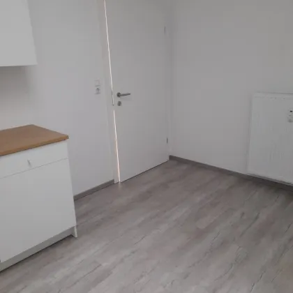 Feines Büro direkt am Hauptplatz zu vermieten! - Bild 2