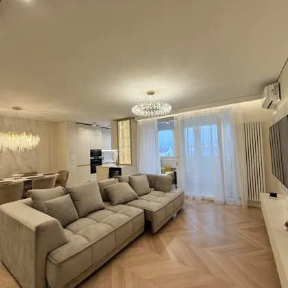 FAMILIENHIT! ERSTBEZUG NACH GENERALSANIERUNG! VOLLMÖBLIERT MIT 2 PARKPLÄTZE! - Bild 2