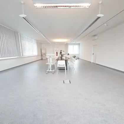 Modernes & helles Büro mit ca. 320m² | Klima | Industriegebiet Inzersdorf und Autobahnnähe - Bild 3