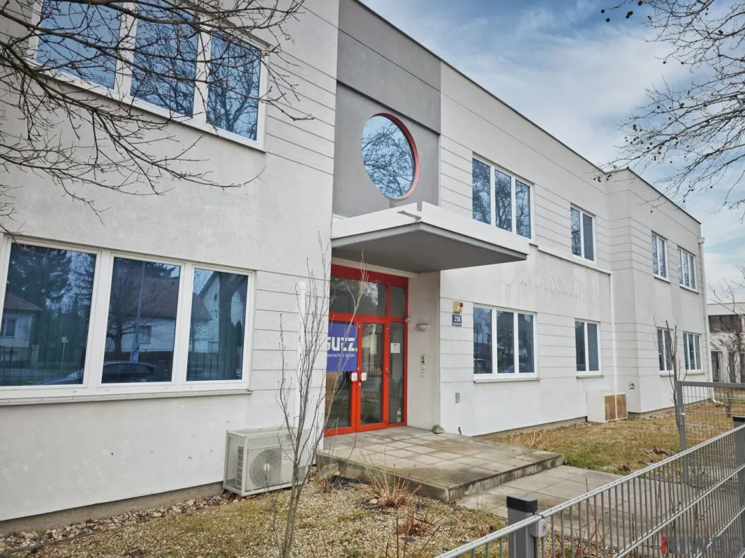 Modernes & helles Büro mit ca. 320m² | Klima | Industriegebiet Inzersdorf und Autobahnnähe - Bild 1