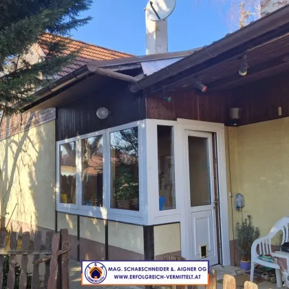 PREISREDUZIERT! Grundstück mit altem Haus,  Abriss - Neubau - Sanierung?  Sie entscheiden ! - Bild 2