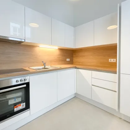 Hofruhelage: Wunderschöne 2 Zimmer-Altbauwohnung im Herzen Wiens - Bild 2