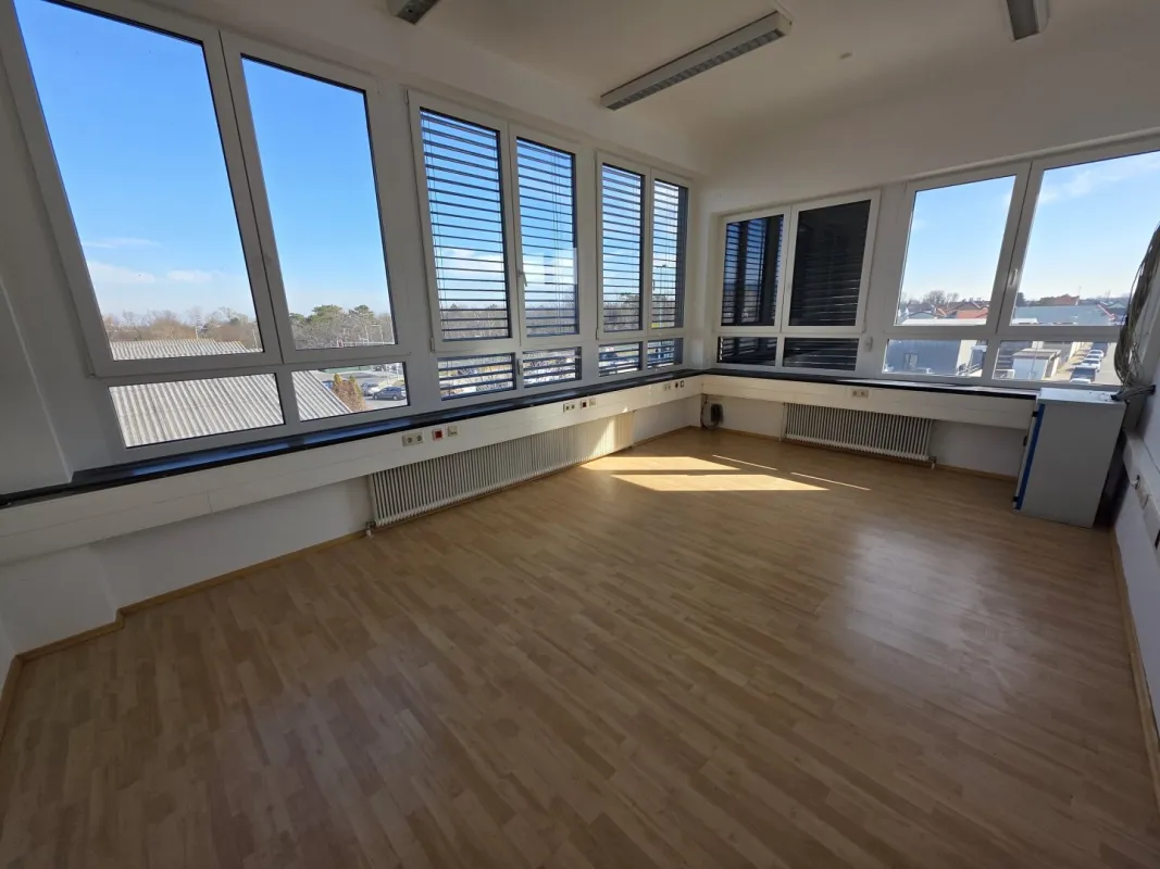 IZ Tribuswinkel: kostengünstige Büros - Bild 1