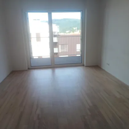 Charmante 2-Zimmerwohnung mit moderner Küche und Balkon - Top 638 - Bild 2