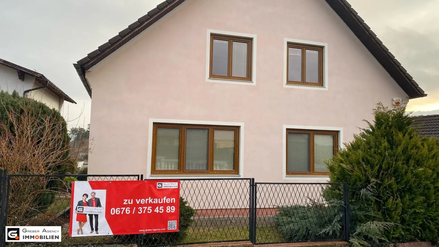 Traumhaftes Einfamilienhaus in Ternitz: 7 Zimmer, 2 Balkone, 3 Garagen! - Bild 1