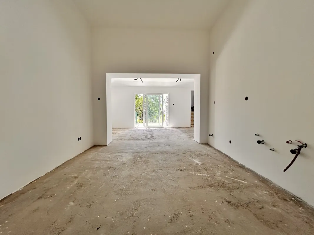 Realisieren Sie Ihren Wohntraum mit Garten im Weinort Gumpoldskirchen - mit separatem Pool- oder Gästehaus - Bild 1