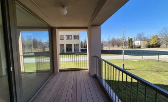 Große sehr helle 3-Zimmer-Wohnung mit Loggia & idealem Grundriss!