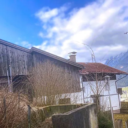 Wohnhaus mit großer Gartenfläche in unverbaubarer Aussichtslage über Schwaz - Bild 2