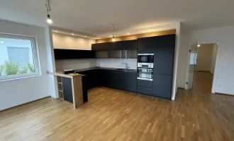 Energieeffiziente Neubauwohnung mit moderner Küche und grosser Terrassenfläche!