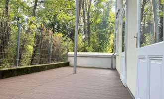 Eleganter Erstbezug: Stilvolle 2-Zimmer-Wohnung mit großzügiger Terrasse in idyllischer Ruhelage und Grünblick