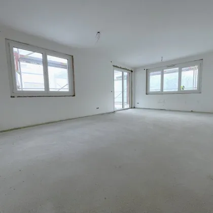 Urbaner Wohnluxus im Herzen von Schwechat! Nachhaltige 3-Zimmer Wohnung mit sonnigem Südwest-Balkon - zentral, ruhig, nachhaltig! - Bild 3