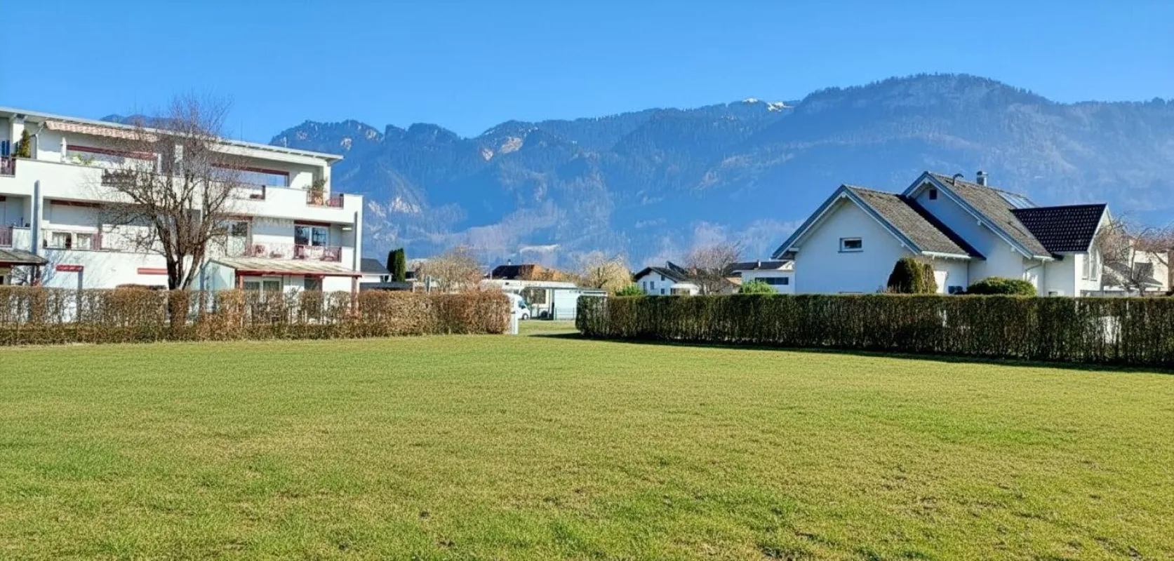 Sonniges Baugrundstück in wunderbarer Lage von Altach zu verkaufen! 400 m² Baufläche stehen noch zur Verfügung! - Bild 1