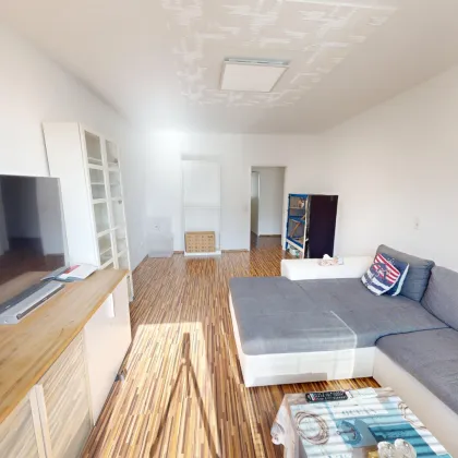 Sonnige 4-Zimmer-Wohnung mit südseitigem Balkon im Grünen Nähe Berndorf | Virtuelle Premium Tour + Video - Bild 2