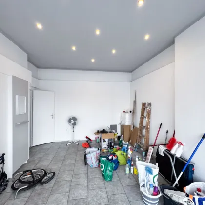 86 m2 für Atelier, Einzelhandel, Studio, Büro etc. im EG zu verkaufen! Zwei StraßenzugängeWattgasse! - Bild 3