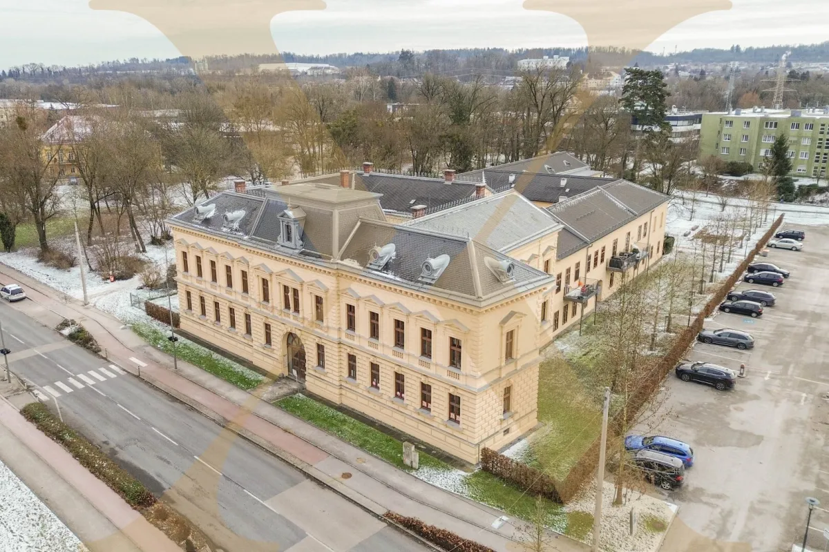 Beeindruckende Bürofläche im Palais Löwenfeld in Linz/Kleinmünchen zu vermieten! - Bild 1