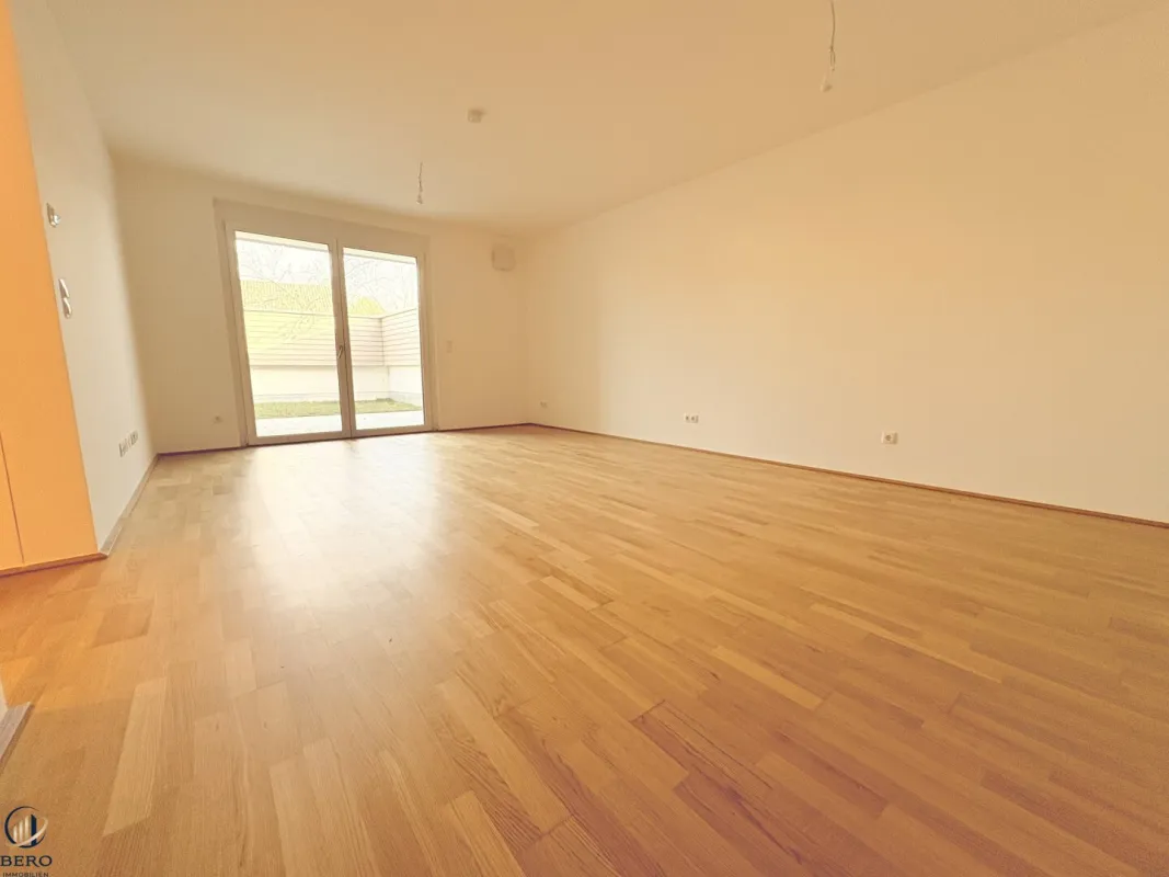 Traumhafte 3 Zimmerwohnung mit exklusivem Garten im Herzen von Deutsch-Wagram - Bild 1