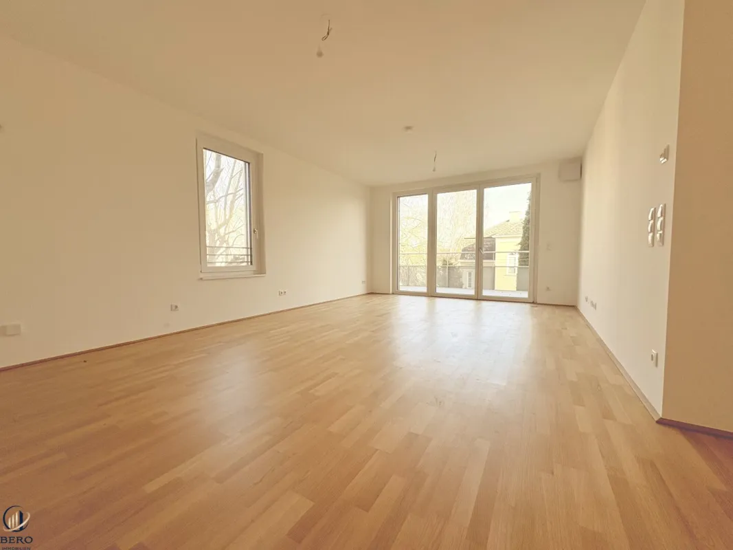Atemberaubend 4 Zimmerwohnung mit herrlichem Balkon - Bild 1