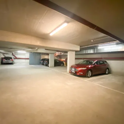 TIEFGARAGENSTELLPLATZ IN DER NÄHE LÄNGENFELGASSE U4/U6 - Bild 2