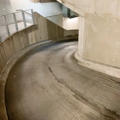 TIEFGARAGENSTELLPLATZ IN DER NÄHE LÄNGENFELGASSE U4/U6 - Bild 3