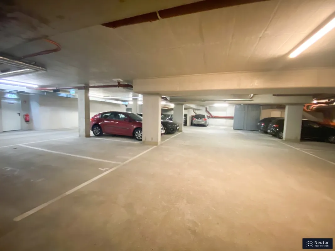 TIEFGARAGENSTELLPLATZ IN DER NÄHE LÄNGENFELGASSE U4/U6 - Bild 1