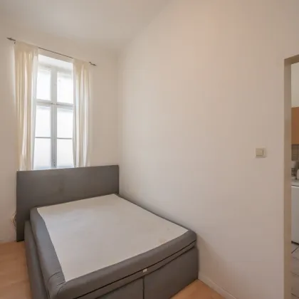 ++KLNB121++ sanierungsbedürftige 2-Zimmer-Wohnung in sehr guter Lage! - Airbnb - Bild 3