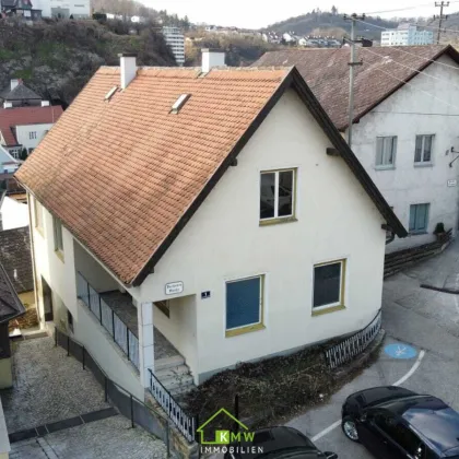 Wohnen im Zentrum: sanierungsbedürftiges Einfamilienhaus mit Entwicklungspotential (inkl. Studie) - Bild 3