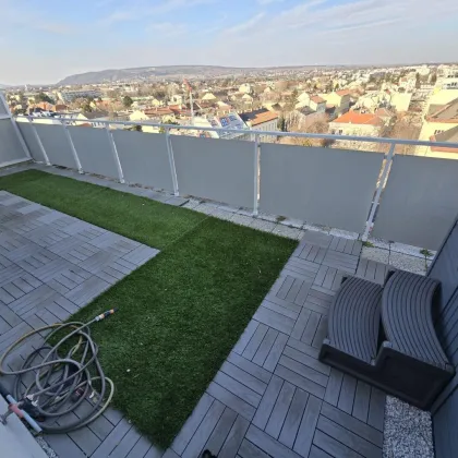 **FERNBLICK + ABSOLUTER FAMILIENTRAUM + Neubau + Klimaanlage + DAN Küche + 5 Zimmer, sonnige Dachgeschosswohnung im 9ten Stock + 2 Dachterrassen 52m²** - Bild 3