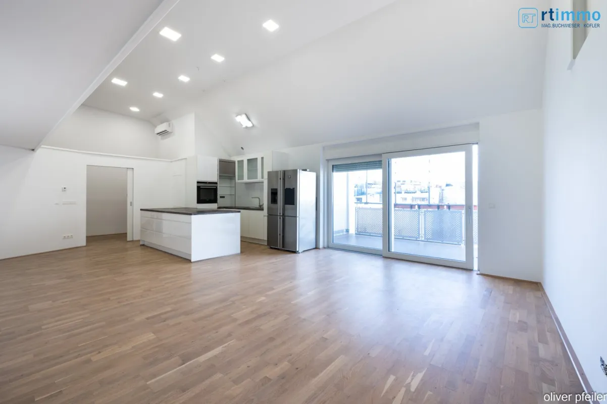 KLIMATISIERTE DACHTERRASSENWOHNUNG 4-Zimmer Nähe Schloss Belvedere - Bild 1