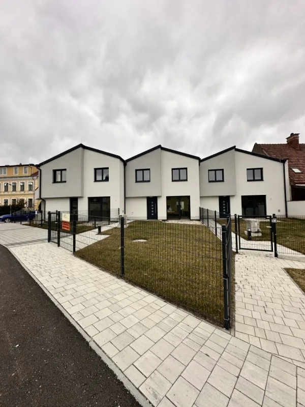 Reihenhäuser in Markt Piesting – nur 35 Min. von Wien – Mietkaufoption mit 2 % Fixzins - Bild 1