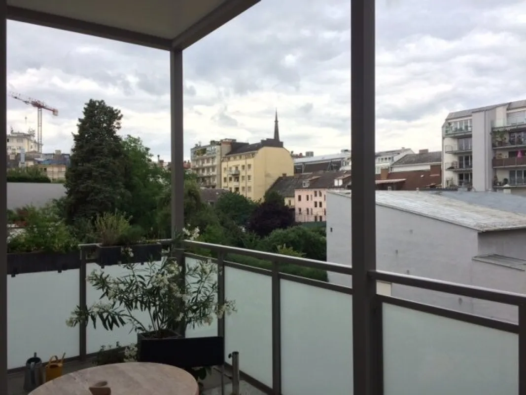 Modernes Wohnen im Herzen von Linz - 2 Zimmer Wohnung mit Fußbodenheizung und allen Annehmlichkeiten! - Bild 1