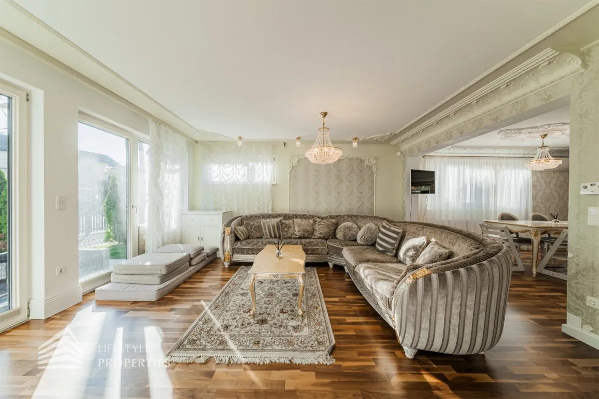 Großzügiges Einfamilienhaus mit schönem Garten, Nähe Alte Donau - Bild 1