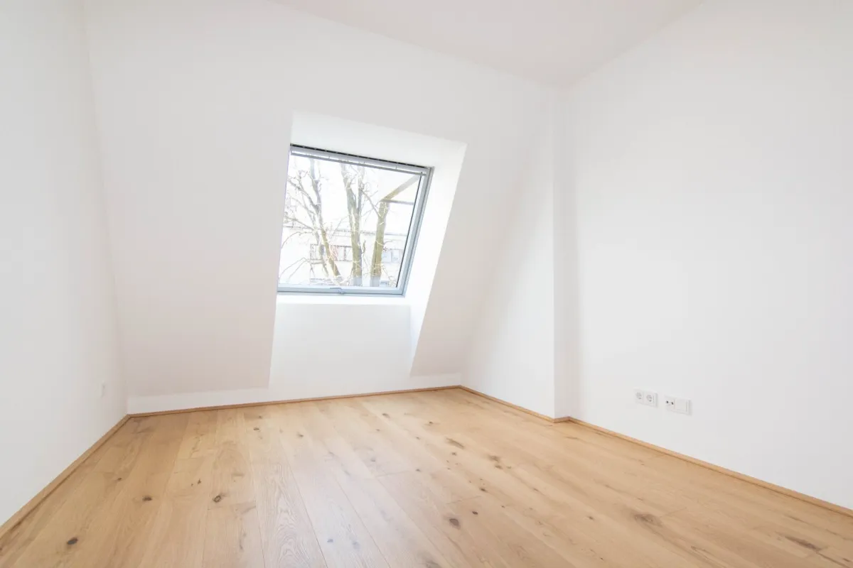 MODERNE 3-ZIMMER-EIGENTUMSWOHNUNG MIT TERRASSE UND LOGGIA, HOCHWERTIGER AUSSTATTUNG UND DURCHDACHTEM GRUNDRISS - Bild 1
