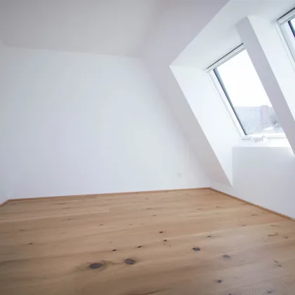 ERSTBEZUG ZUM KAUF: 3-ZIMMER-WOHNUNG MIT HERVORRAGENDER AUSSTATTUNG UND U1-NÄHE - Bild 2