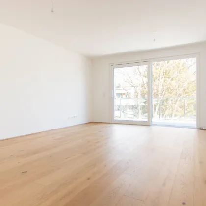 ERSTBEZUG: HOCHWERTIG AUSGESTATTETE 3-ZIMMER-WOHNUNG MIT SONNIGEM BALKON - Bild 3