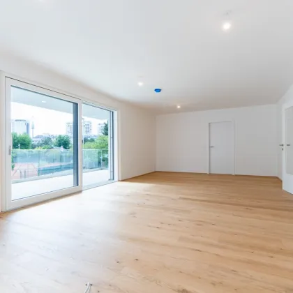 Erstbezug nahe Alte Donau: Geräumige 2-Zimmer-Wohnung mit Bad en Suite! - Bild 3