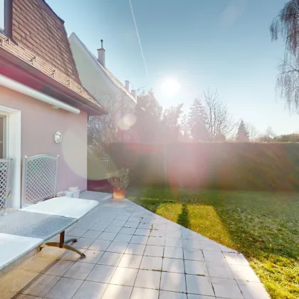 Einmalige Gelegenheit zum Top Preis !!! Traumhaftes Einfamilienhaus mit wunderschönem Garten, Pool und Garage / Pachtgrundstück - Verkäufer zahlt 3 Jahre die Pacht! - Bild 3