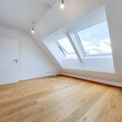 TRAUMHAFTE 4-ZIMMER-WOHNUNG MIT BALKON IN RUHIGER LAGE DER LOBAUGASSE - Bild 3