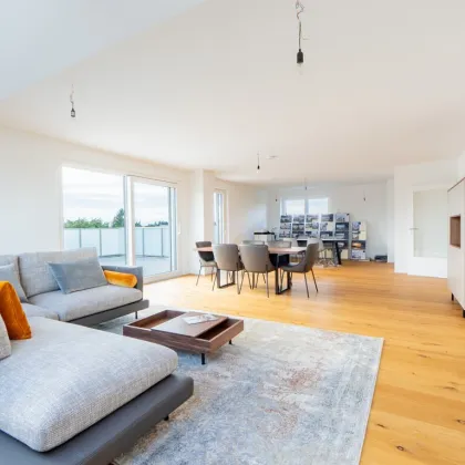 Stilvolles 4-Zimmer-Penthouse mit sonnigen Freiflächen - Bild 2
